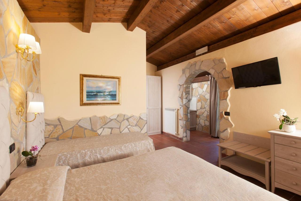 Fattoria Maremmana Aparthotel Marina di Grosseto Exterior foto