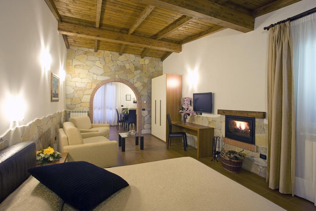 Fattoria Maremmana Aparthotel Marina di Grosseto Exterior foto