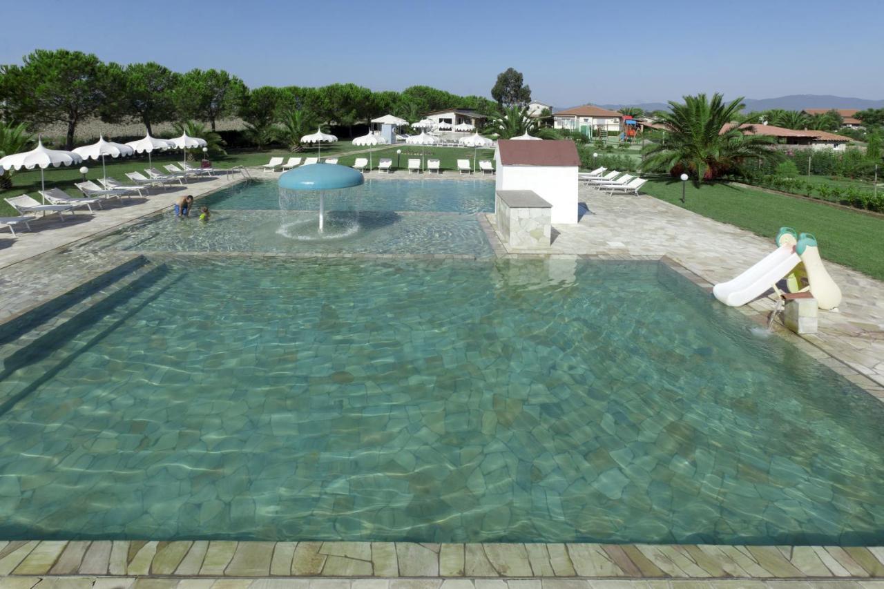 Fattoria Maremmana Aparthotel Marina di Grosseto Exterior foto